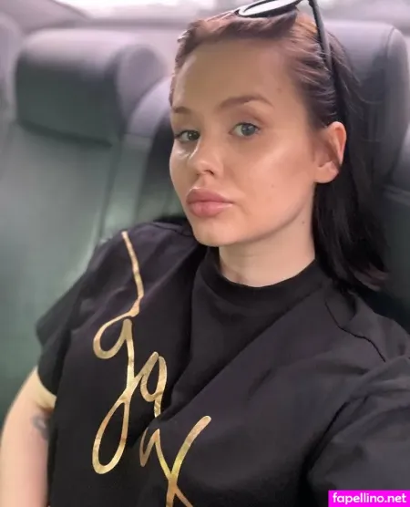 Milky Mia69 OnlyFans Thumbnail #OS0X2pMoLx