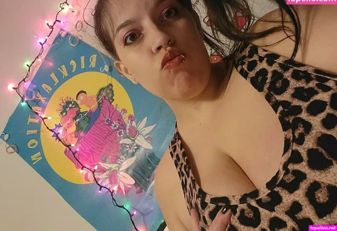 Milkyboobiesfree OnlyFans Thumbnail #1NlQXqritr