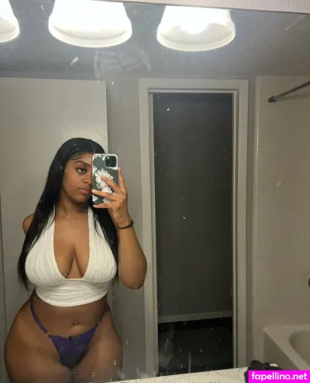 Milkyymommie OnlyFans Thumbnail #8tB72hMX8z