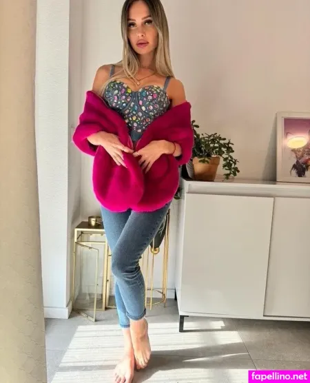 Milla Barbie OnlyFans Thumbnail #jGXc852eXI