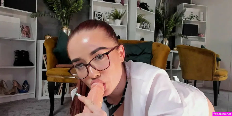 Milla Bigbootie Main Profile Photo