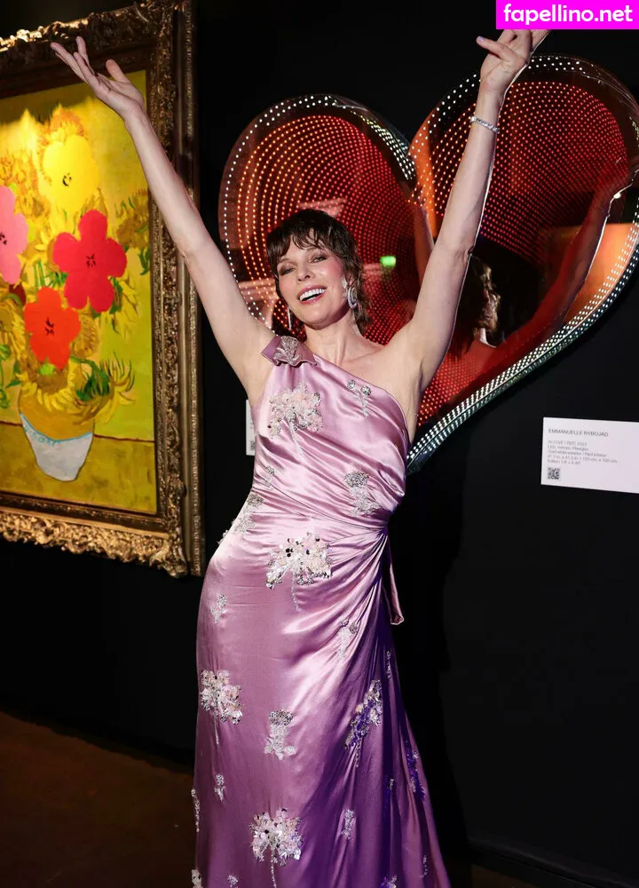 MillaJovovich Nude Leaked OnlyFans Photo #044CMNpLRB