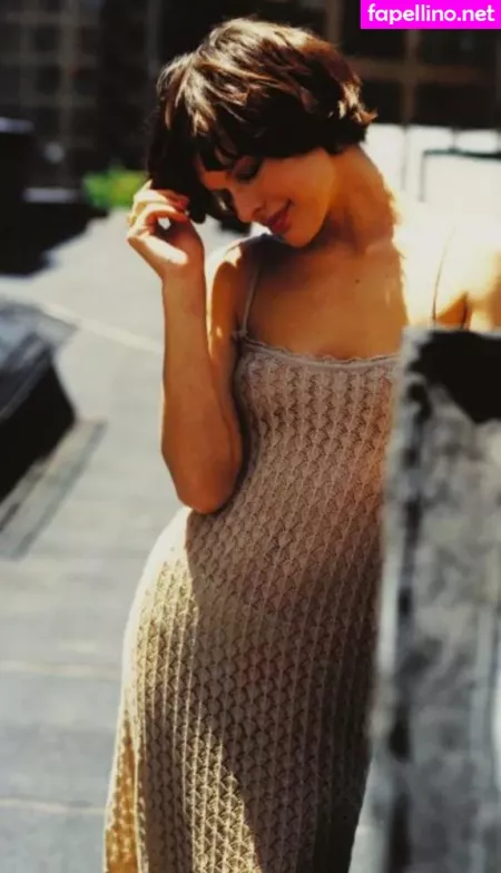 Milla Jovovich OnlyFans Thumbnail #3wfcSPemMY