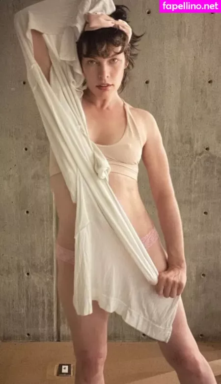 Milla Jovovich OnlyFans Thumbnail #6f6QTgEFVe