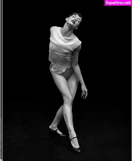 Milla Jovovich OnlyFans Thumbnail #9t4UcAJnGC