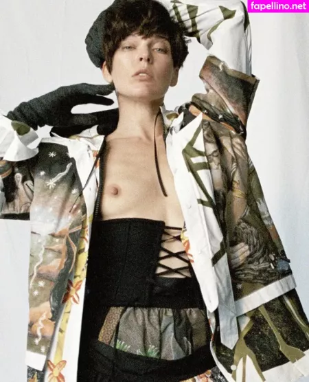 Milla Jovovich OnlyFans Thumbnail #B440RltZJN