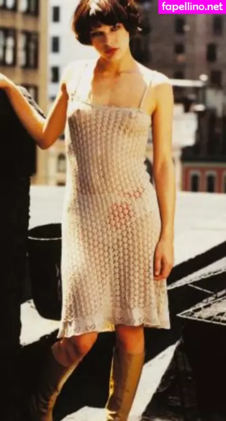 Milla Jovovich OnlyFans Thumbnail #DWIOpMndES