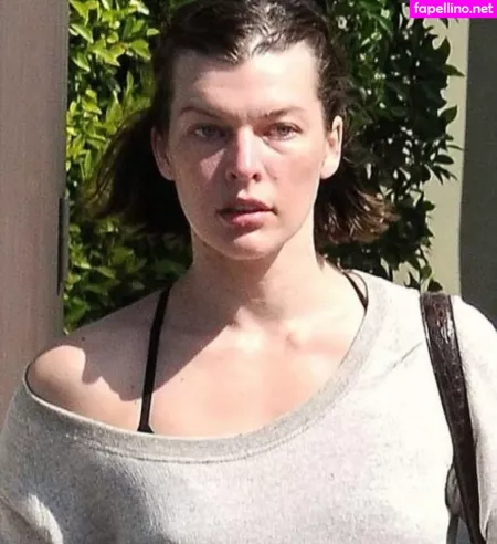 Milla Jovovich OnlyFans Thumbnail #J3TcdNxvre