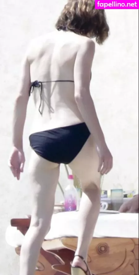 Milla Jovovich OnlyFans Thumbnail #L6G1EP0FQE