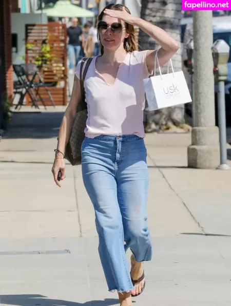 Milla Jovovich OnlyFans Thumbnail #LYMqEnNE1P