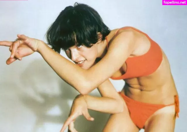 Milla Jovovich OnlyFans Thumbnail #Or64yh9P8Q