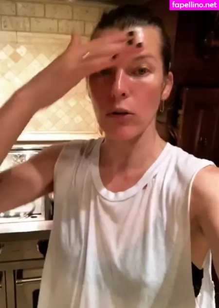 Milla Jovovich OnlyFans Thumbnail #aVS6ss6Xce