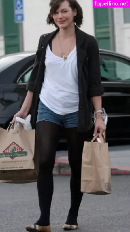 Milla Jovovich OnlyFans Thumbnail #eswKNgOau6