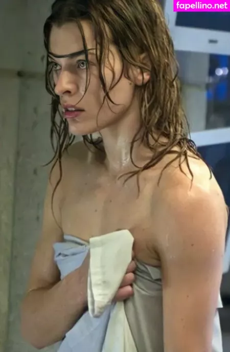 Milla Jovovich OnlyFans Thumbnail #iCxV6iicVA