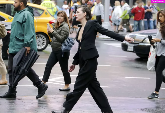 Milla Jovovich OnlyFans Thumbnail #rDqnJGumwR