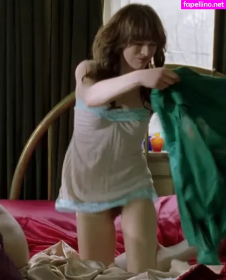 Milla Jovovich OnlyFans Thumbnail #xnKH16YNJg