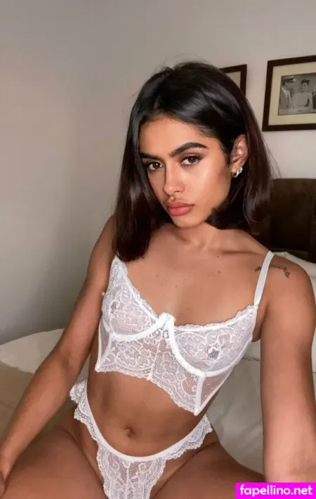 Milla Macxine OnlyFans Thumbnail #lhpFCtbXaI