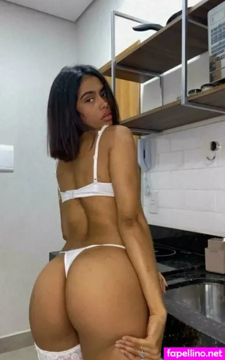 Milla Macxine OnlyFans Thumbnail #myUTpRq2Zn