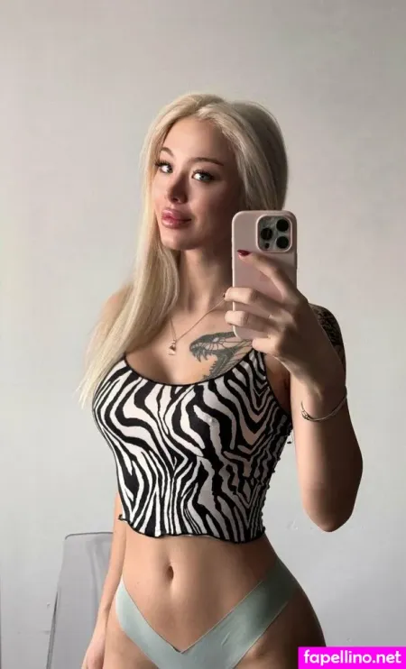 Milla Snake 5 OnlyFans Thumbnail #V6qlCIxVYe