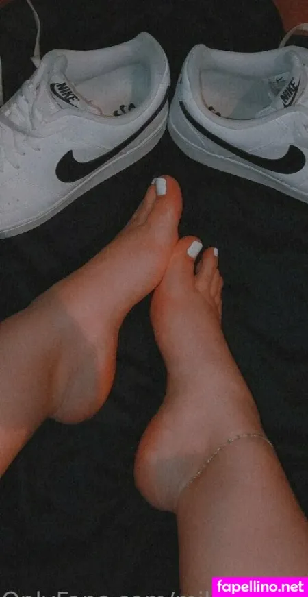 Millafeet02 OnlyFans Thumbnail #3Lhr6fMxhk