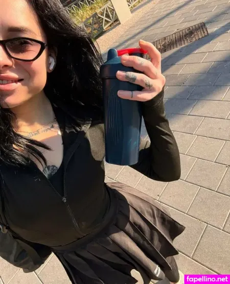 Millathegoth OnlyFans Thumbnail #tnMK0oqgHd