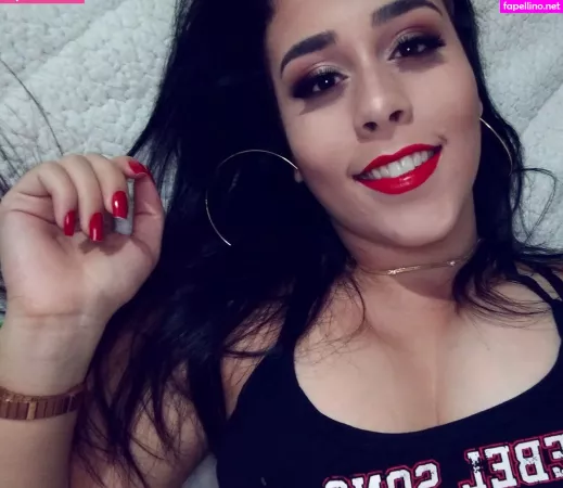 Millenecarolina OnlyFans Thumbnail #e5fT1xVRH2