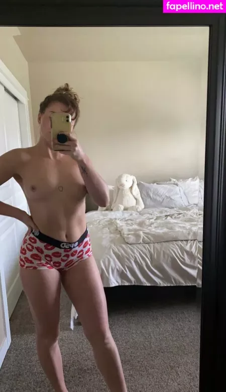 Millerllauren OnlyFans Thumbnail #MGKl1nIO2D