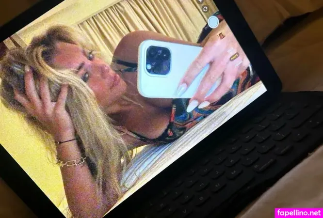 Milli Mackenzie OnlyFans Thumbnail #0tiqdxF0cd