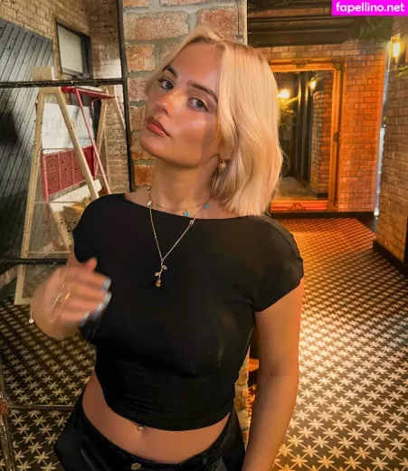 Millie Gibson OnlyFans Thumbnail #GxAXM7OxAg