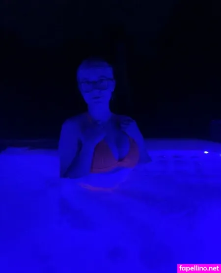 Millie Harris OnlyFans Thumbnail #KsjOiTEEP6