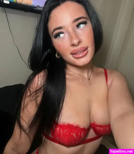 Millie Kennedy OnlyFans Thumbnail #3bZbkoQr18