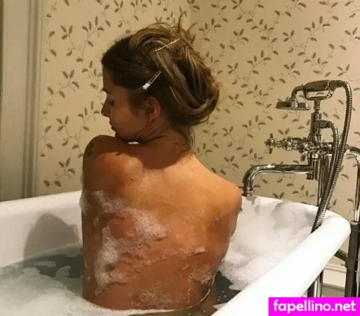 Millie Mackintosh OnlyFans Thumbnail #4D21HfQEZZ