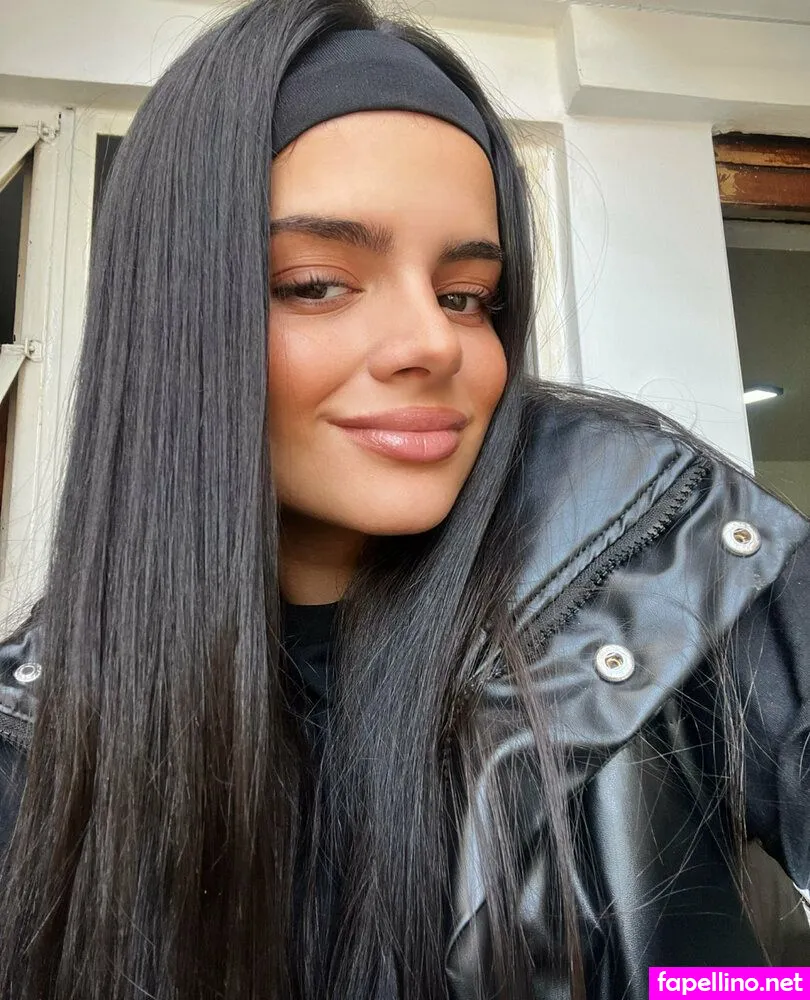 millie_mi, millie_mi_ Nude Leaked OnlyFans Photo #ULRML3W35M