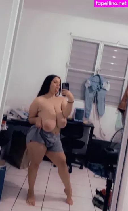 Millieirys998 OnlyFans Thumbnail #HZ6JwpKes0