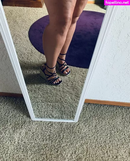 Millionzofpeaches OnlyFans Thumbnail #UrpWJSEiRy
