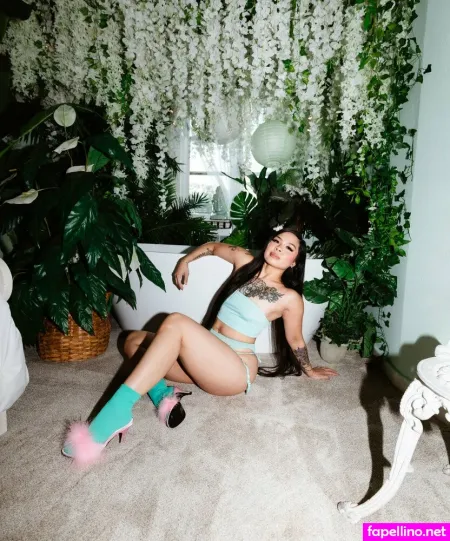 Millknhvney OnlyFans Thumbnail #K4IXTErJNI