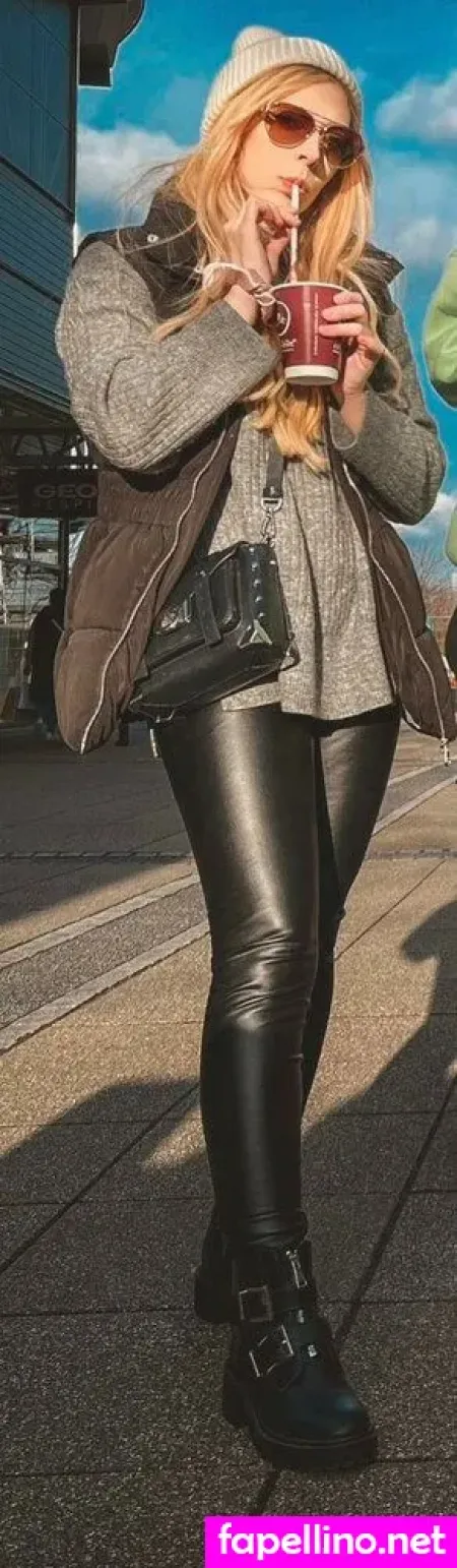 Milschbaum OnlyFans Thumbnail #tiTMNMr6sr