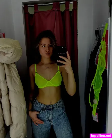 Milyshka77 OnlyFans Thumbnail #6LseWCSuI7