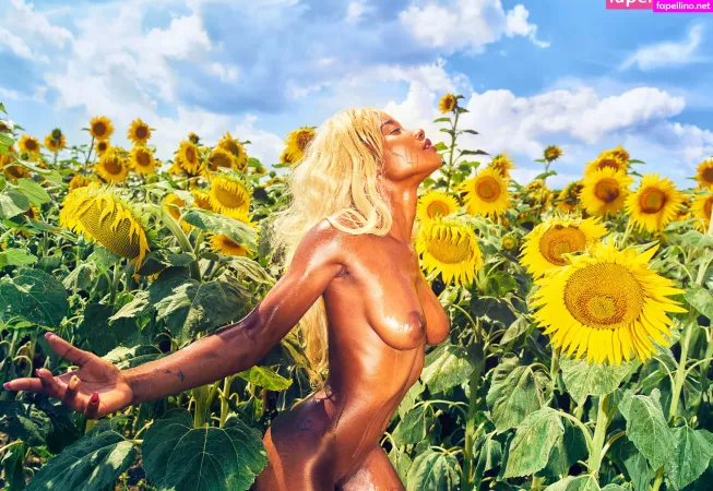 Mimi Desuka OnlyFans Thumbnail #E26Sd5dhr0