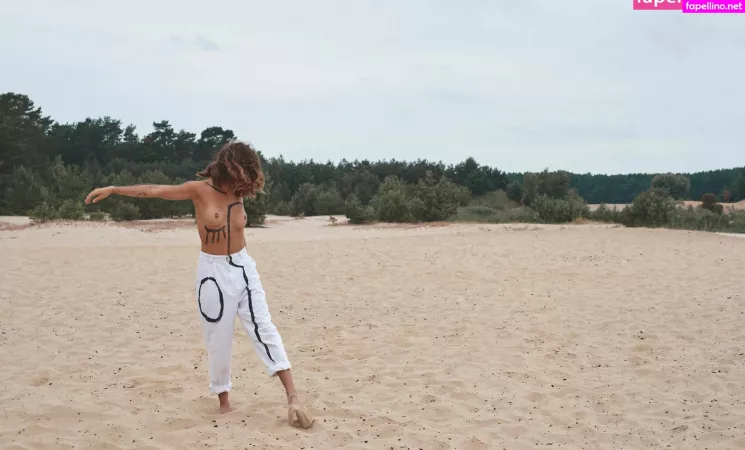 Mimi Elashiry OnlyFans Thumbnail #pgNJBVW6Dw
