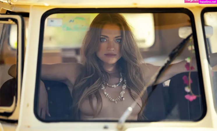 Mimi Gwozdz OnlyFans Thumbnail #QfzpPAPZDk