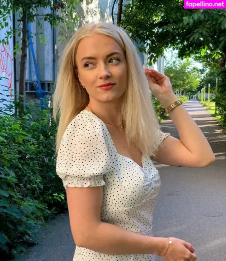 Mimi Lintrup OnlyFans Thumbnail #LAtrHQFOf4