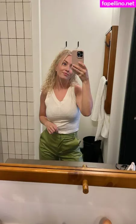 Mimi Lintrup OnlyFans Thumbnail #T11SAYVTl1