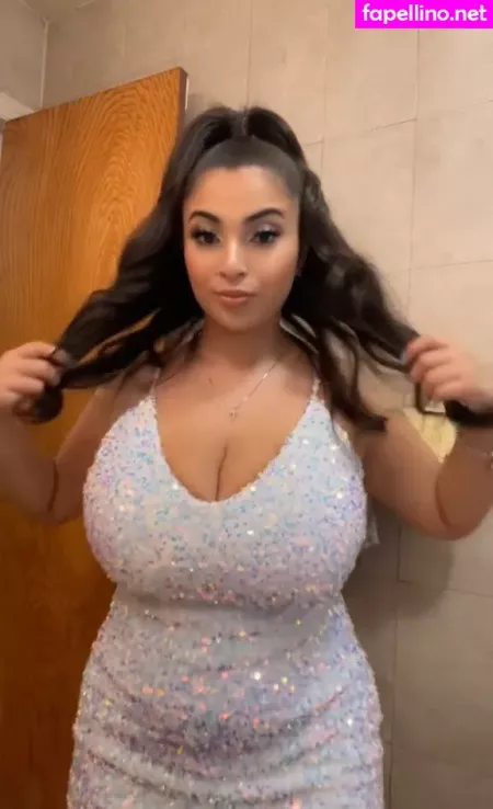 Mimi Russo OnlyFans Thumbnail #U8c9ELywdz