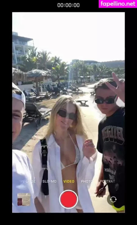 Mimi Slinger OnlyFans Thumbnail #qZ2n0br3yV