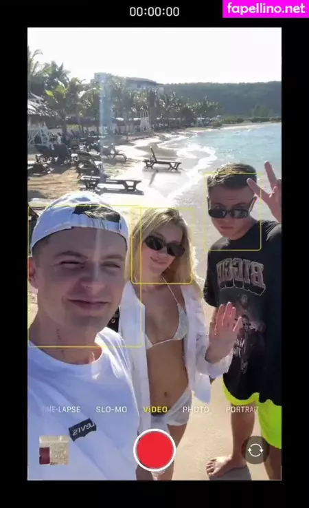 Mimi Slinger OnlyFans Thumbnail #r2tWs9KV5n