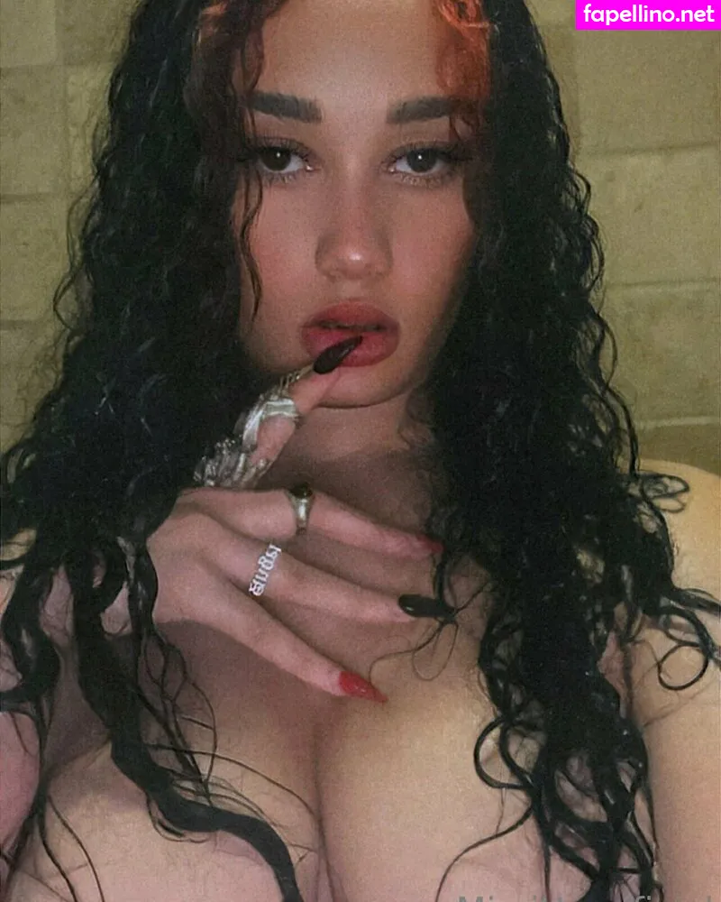 mimi_xaoc, mimiue_ Nude Leaked OnlyFans Photo #zxwRBi9mS1