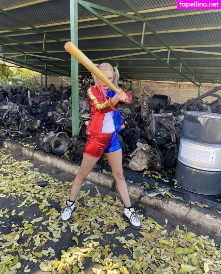 Mimicica OnlyFans Thumbnail #3cqsJ2JxsV