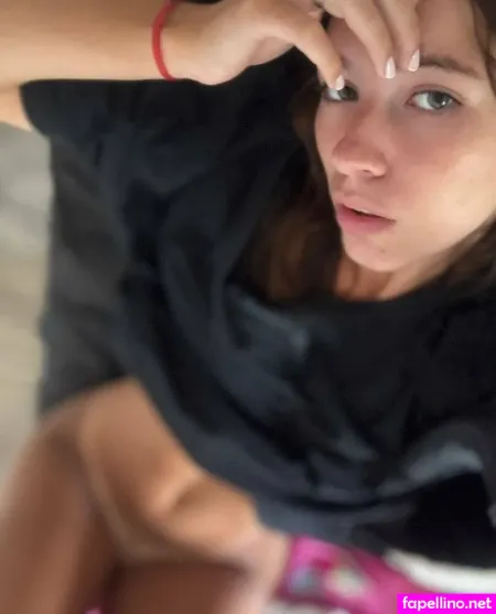 Mimicutiex OnlyFans Thumbnail #HKRlUX3BzB