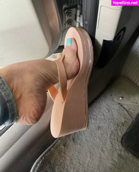 Mimifootnip OnlyFans Thumbnail #O5oY3vSvsE